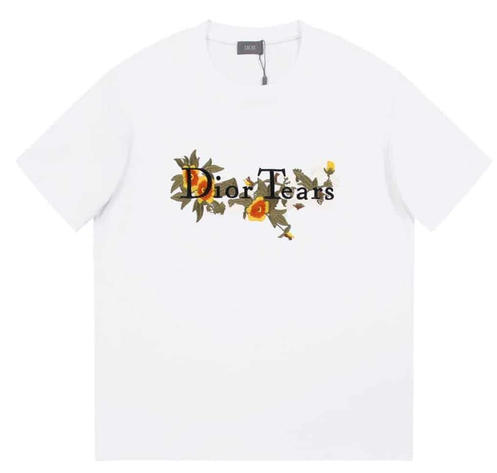 126-0b0fafea_e6a9a91c-bbeb-45a1-8b33-0fe0ef06b915-1.jpg T-shirt - Image 1