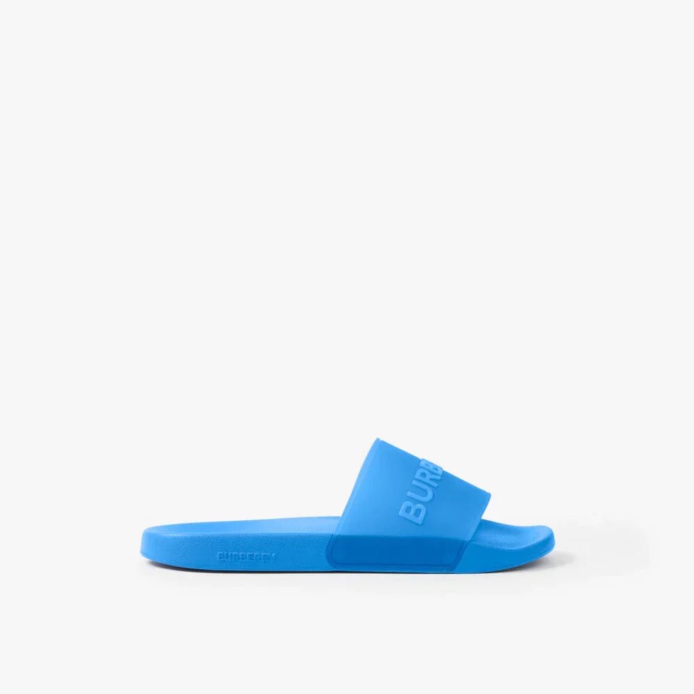1B73EFE1-D66D-45B6-A9AC-5867888C6613_3a52f711-4614-42cf-86e6-ba2d8a41e382.jpg Slippers - Image 1