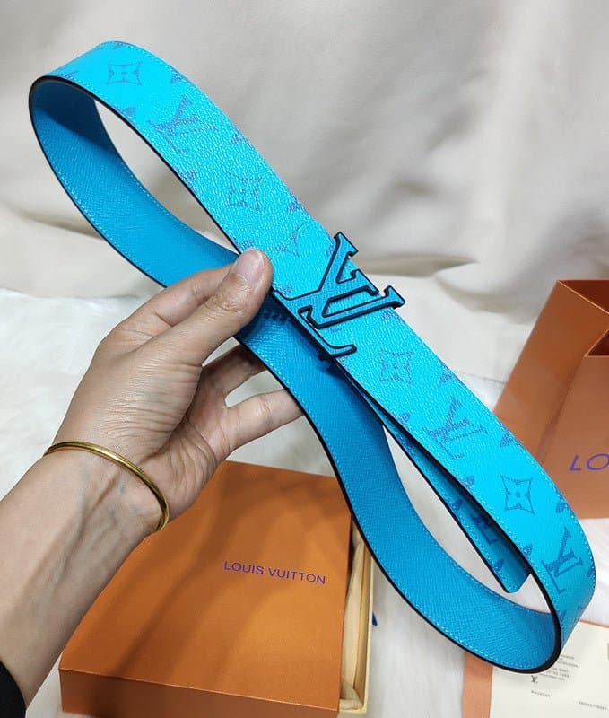 68747245_43d0cd23-e9d0-4a08-81b5-cad6db3edd32.jpg Belt - Image 1