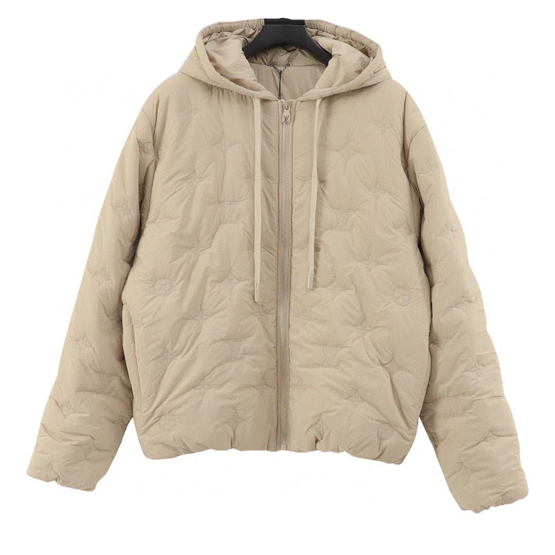 70-b917ee4b_0051c941-4ef8-4a23-a46f-edfd16c89b98.jpg Jacket - Image 1